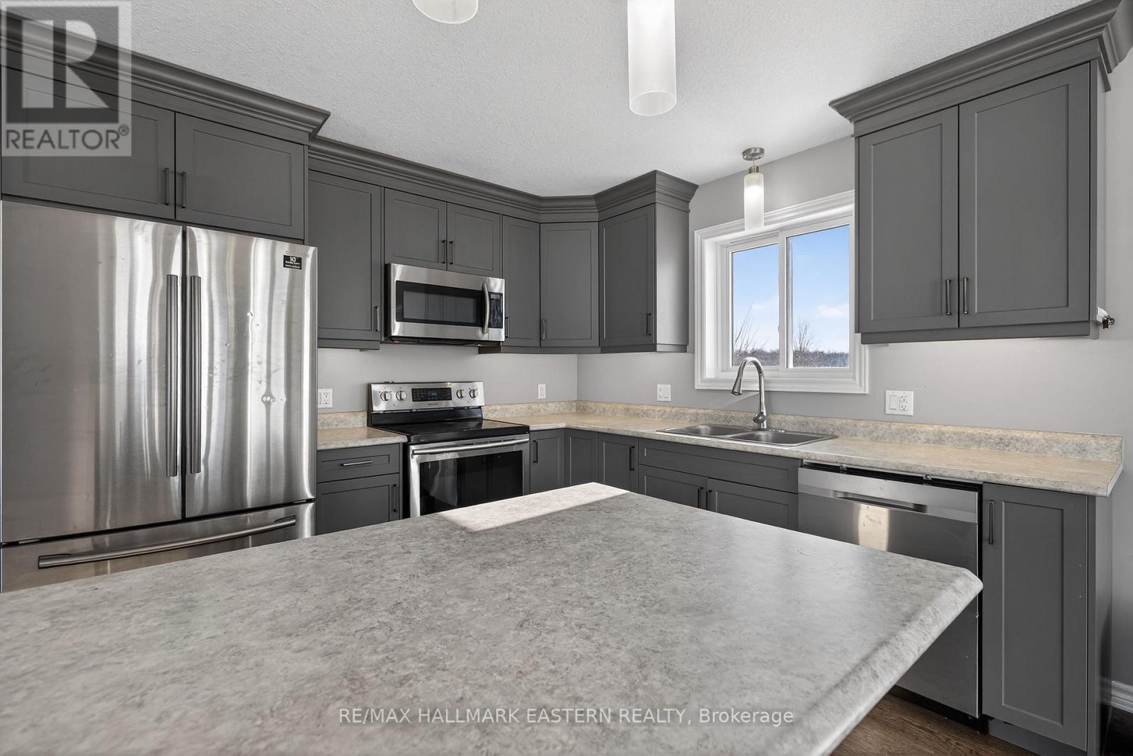 12 Malone Quarry Road, Marmora And Lake (Marmora Ward), ON - Indoor Photo Showing Kitchen With Double Sink With Upgraded Kitchen