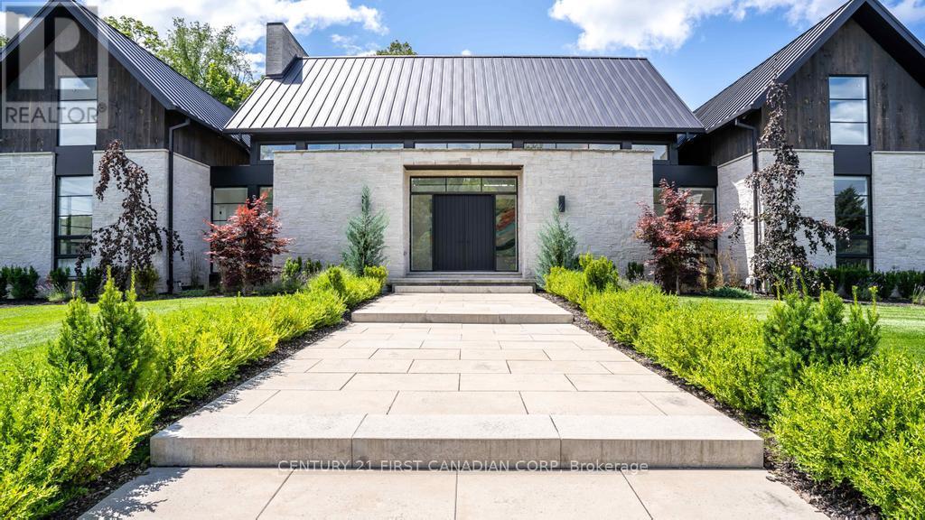 3819 Deer Trail, London South (South V), ON - Outdoor