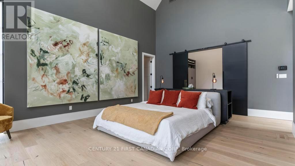 3819 Deer Trail, London South (South V), ON - Indoor Photo Showing Bedroom