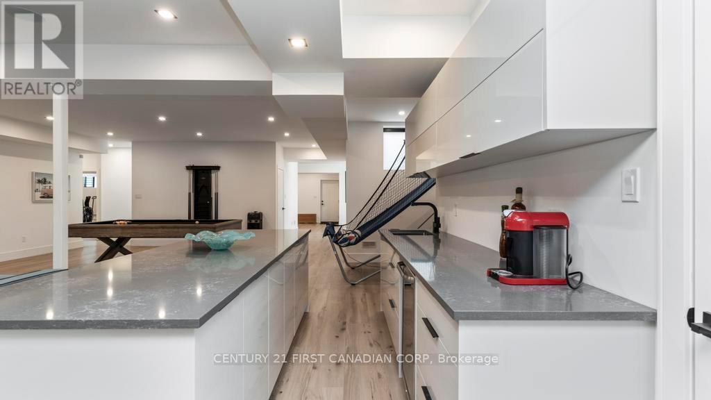 3819 Deer Trail, London South (South V), ON - Indoor Photo Showing Other Room