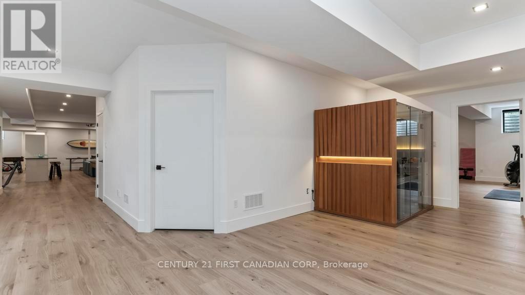 3819 Deer Trail, London South (South V), ON - Indoor Photo Showing Other Room