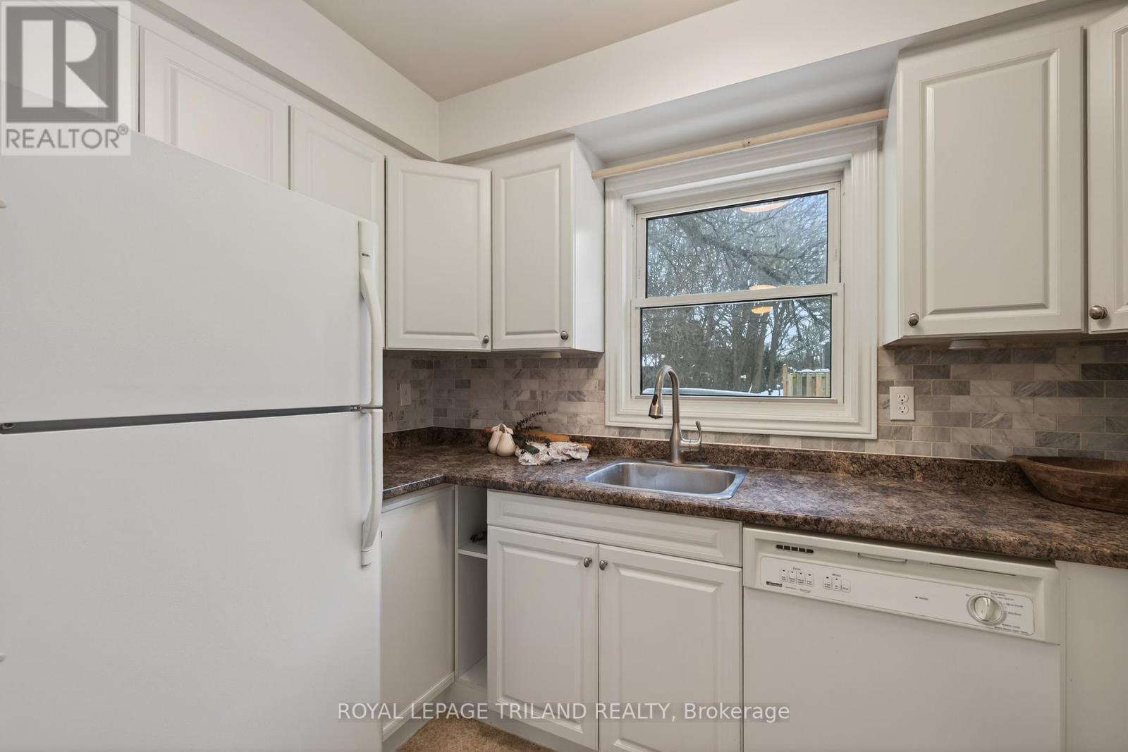 29 - 470 Second Street, London East (East H), ON - Indoor Photo Showing Kitchen