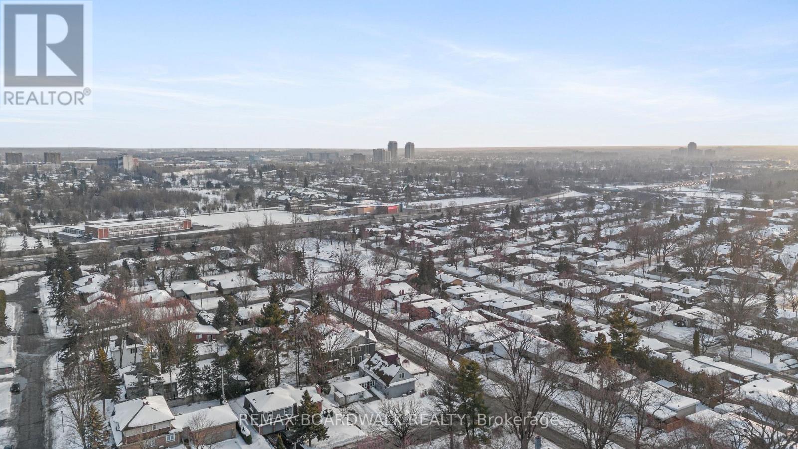 961 Kingsmere Avenue, Ottawa, ON - Outdoor With View