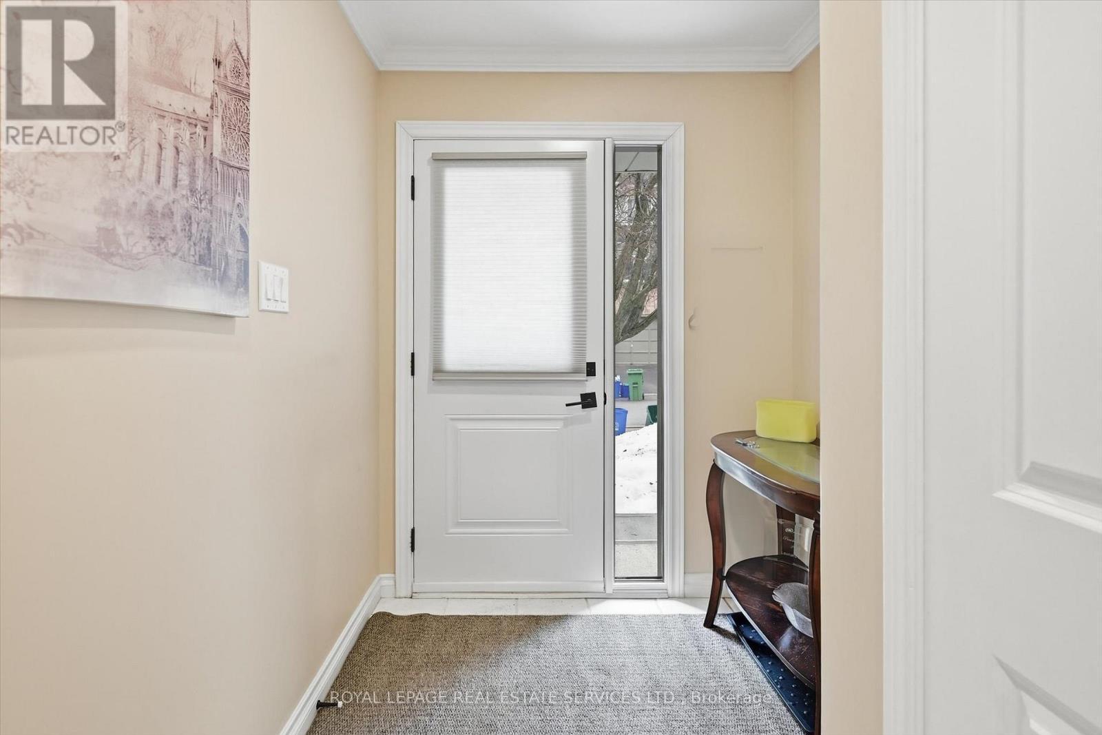 Over $40K Spent in Recent Upgrades! - 51 - 26 Moss Boulevard, Hamilton, ON - Indoor Photo Showing Other Room