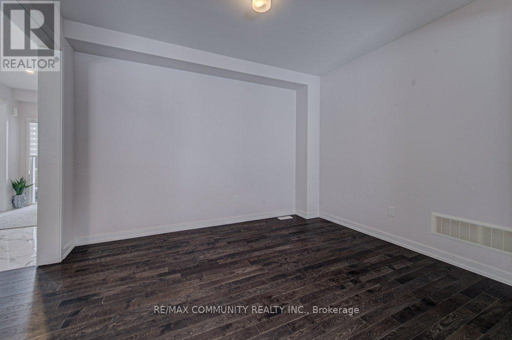 55 Tulip Crescent, Norfolk, ON - Indoor Photo Showing Other Room