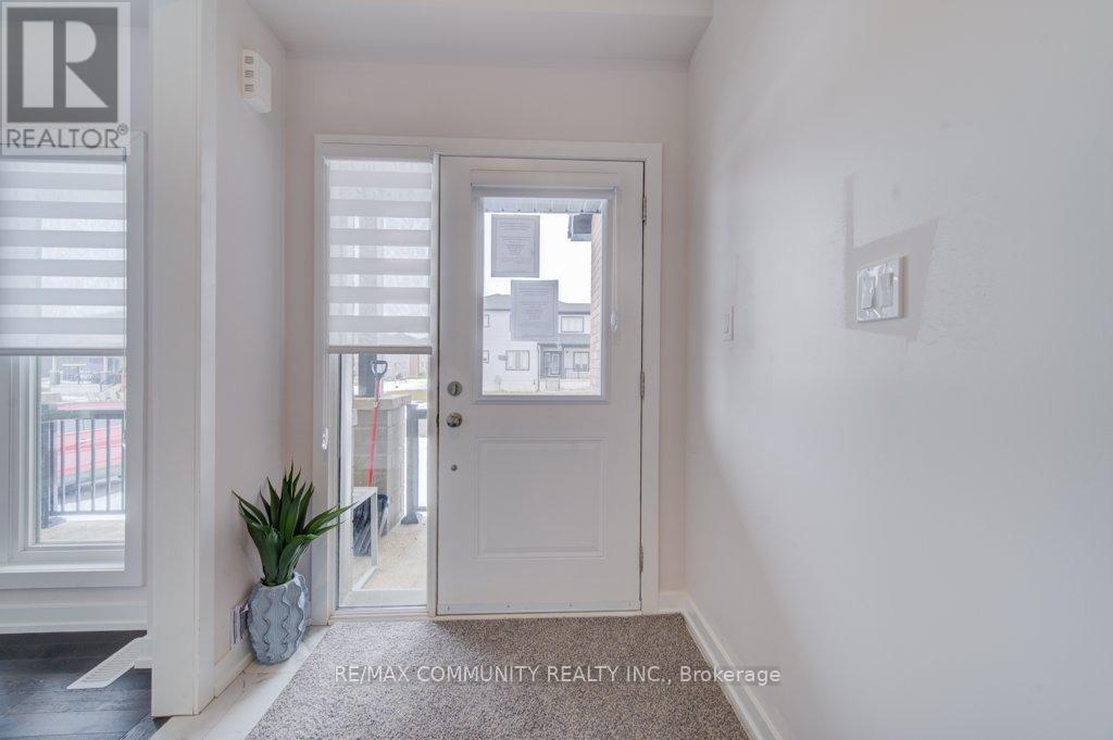 55 Tulip Crescent, Norfolk, ON - Indoor Photo Showing Other Room