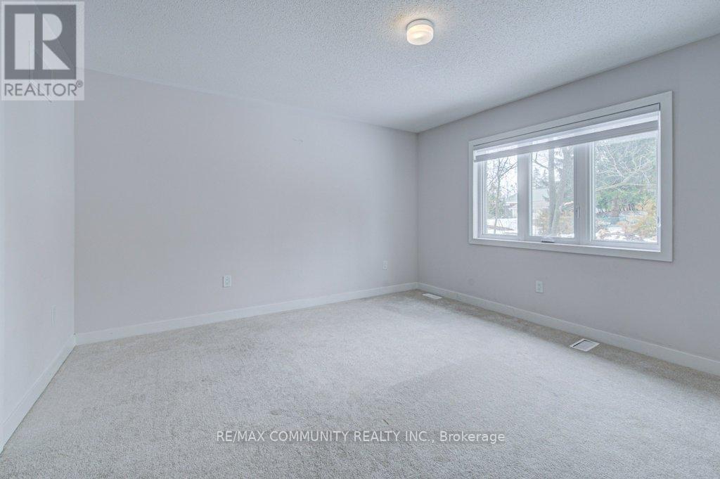55 Tulip Crescent, Norfolk, ON - Indoor Photo Showing Other Room