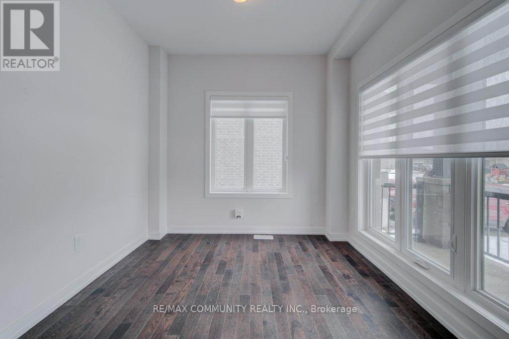 55 Tulip Crescent, Norfolk, ON - Indoor Photo Showing Other Room