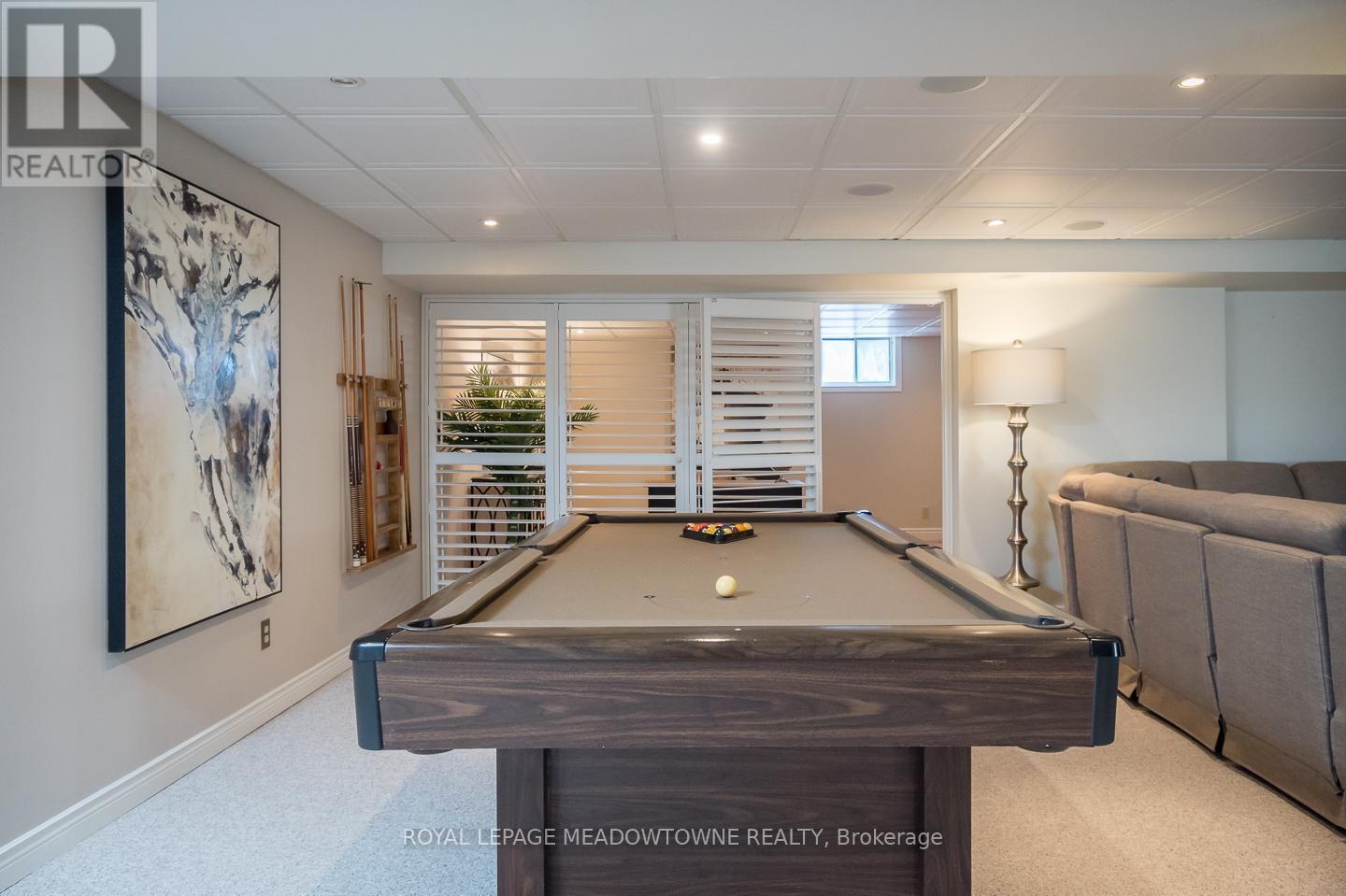 56 Acredale Drive, Hamilton, ON - Indoor Photo Showing Other Room