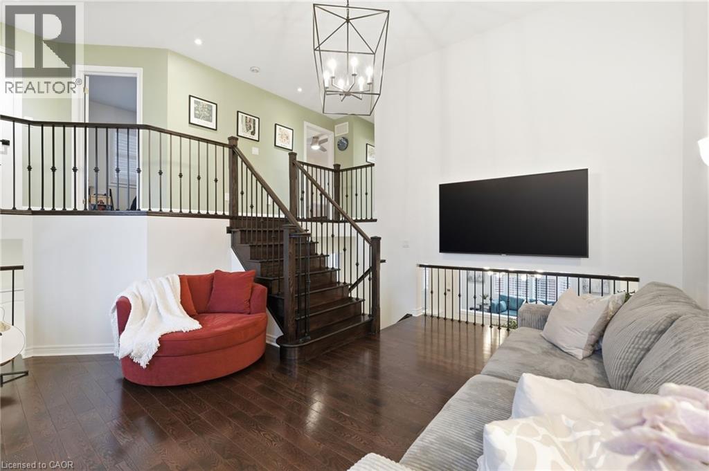 4268 Ryan Lane, Burlington, ON - Indoor