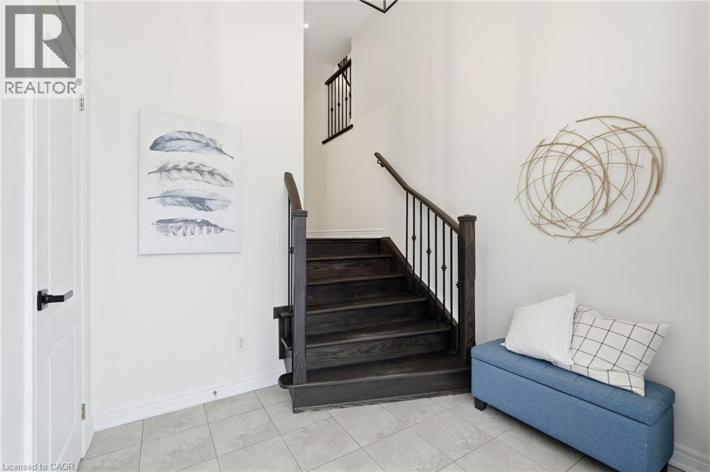 4268 Ryan Lane, Burlington, ON - Indoor Photo Showing Other Room