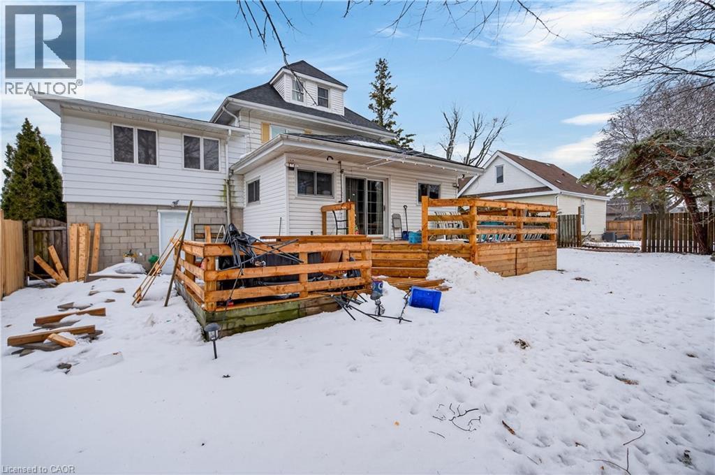312 East 12Th Street, Hamilton, ON - Outdoor With Deck Patio Veranda