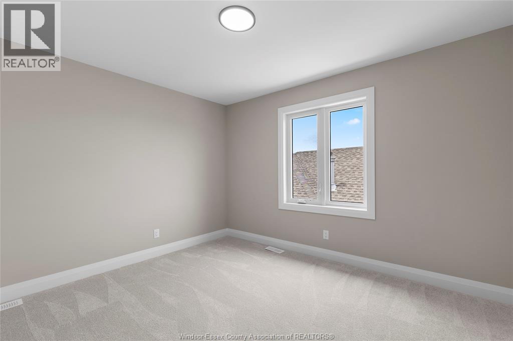 259 Joan Flood, Essex, ON - Indoor Photo Showing Other Room