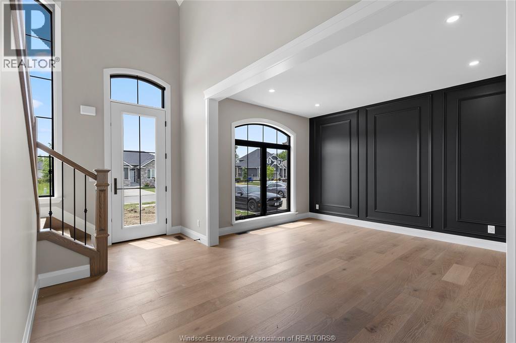 259 Joan Flood, Essex, ON - Indoor Photo Showing Other Room