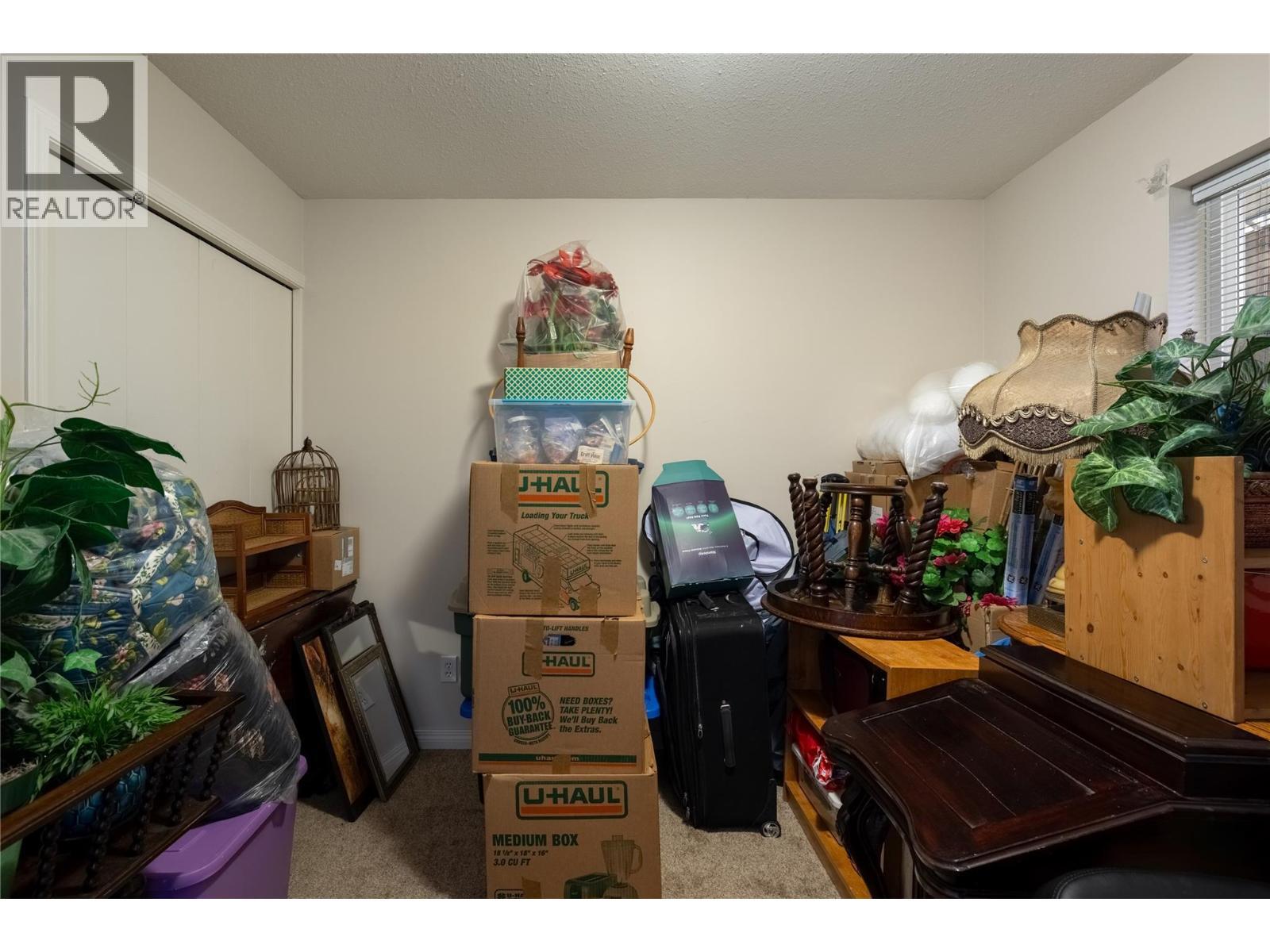 831 2Nd Street Se Unit# 103, Salmon Arm, BC - Indoor Photo Showing Other Room