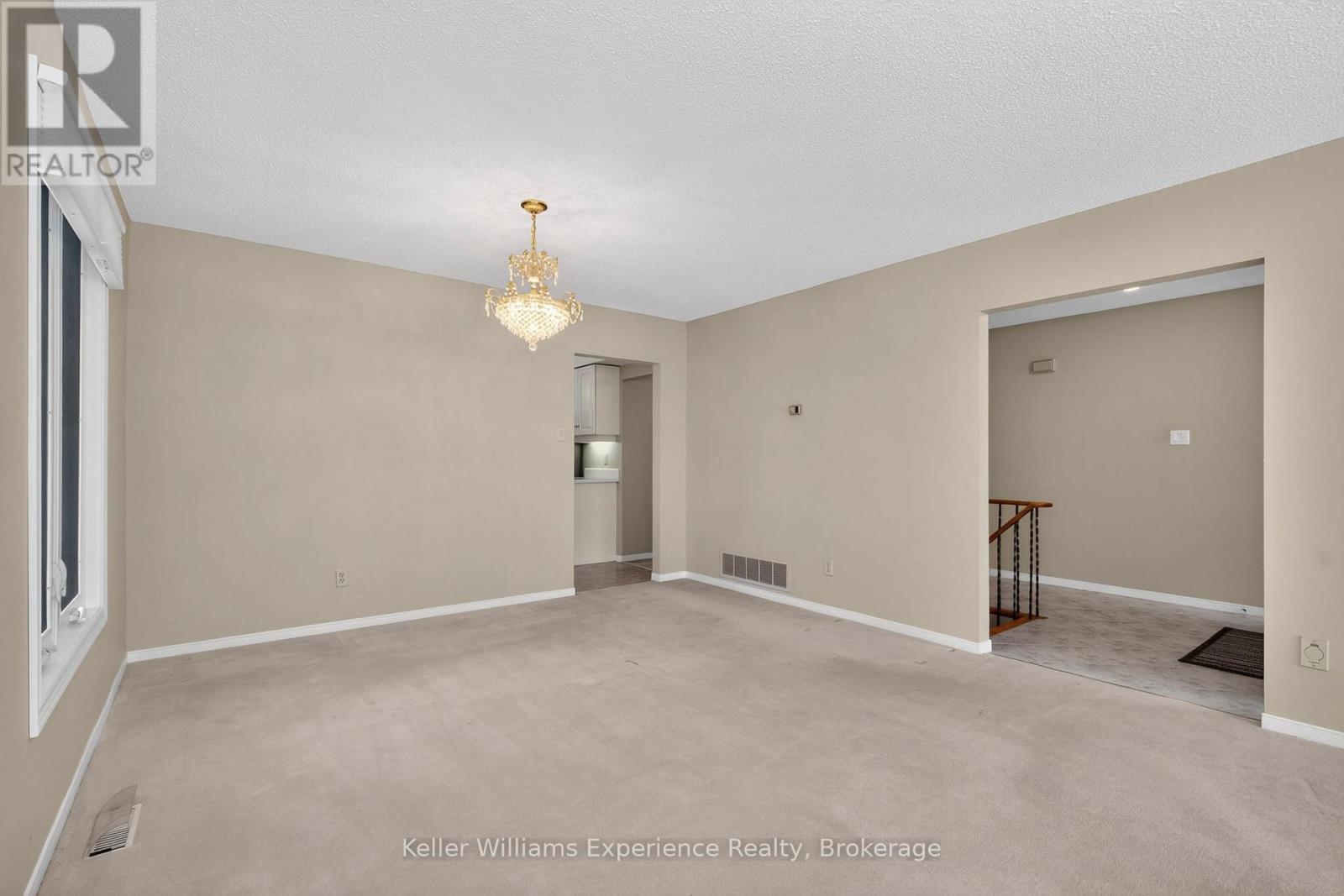 943 Playfair Road, Midland, ON - Photo Showing Other Room