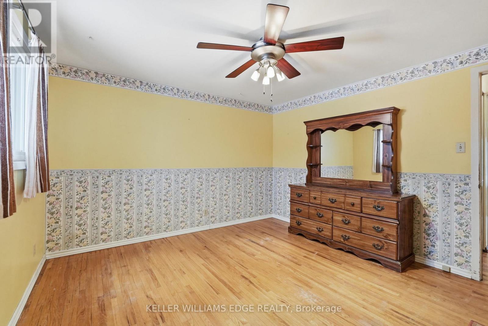 66 Geneva Crescent, Kitchener, ON - Indoor Photo Showing Other Room