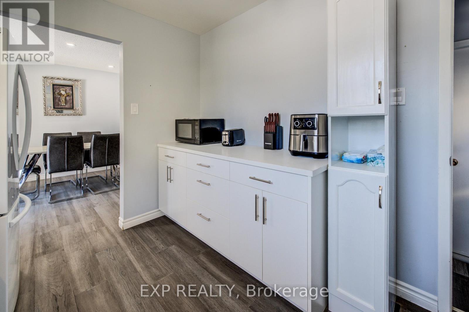 52 Uxbridge Crescent, Kitchener, ON - Indoor Photo Showing Other Room