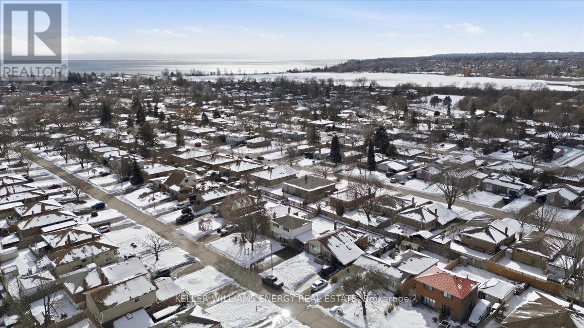 886 Antonio Street, Pickering (Bay Ridges), ON - Outdoor With View