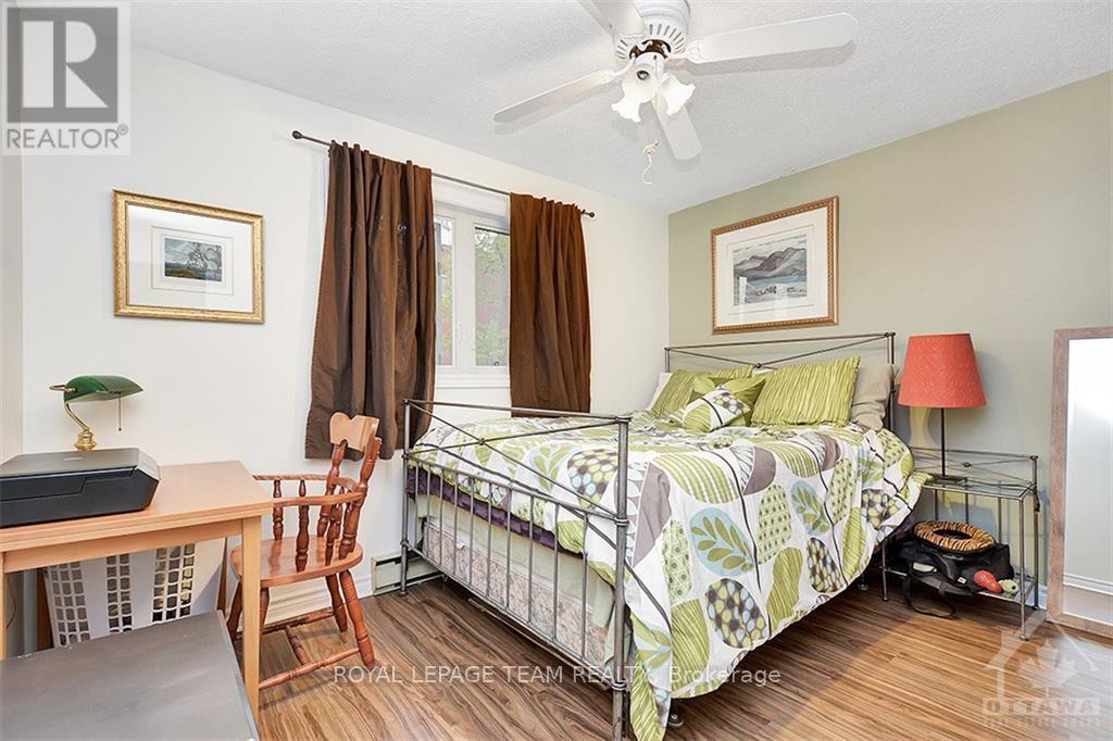 206 Guigues Avenue, Ottawa, ON - Indoor Photo Showing Bedroom