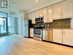 2805 - 33 BAY STREET Toronto, ON M5J 2Z3