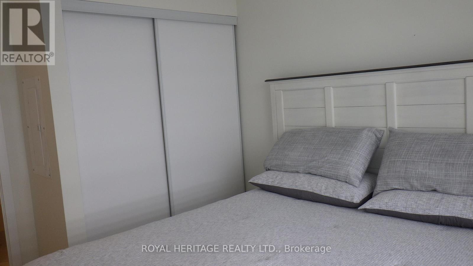 602 - 201 Brock Street S, Whitby, ON - Indoor Photo Showing Bedroom