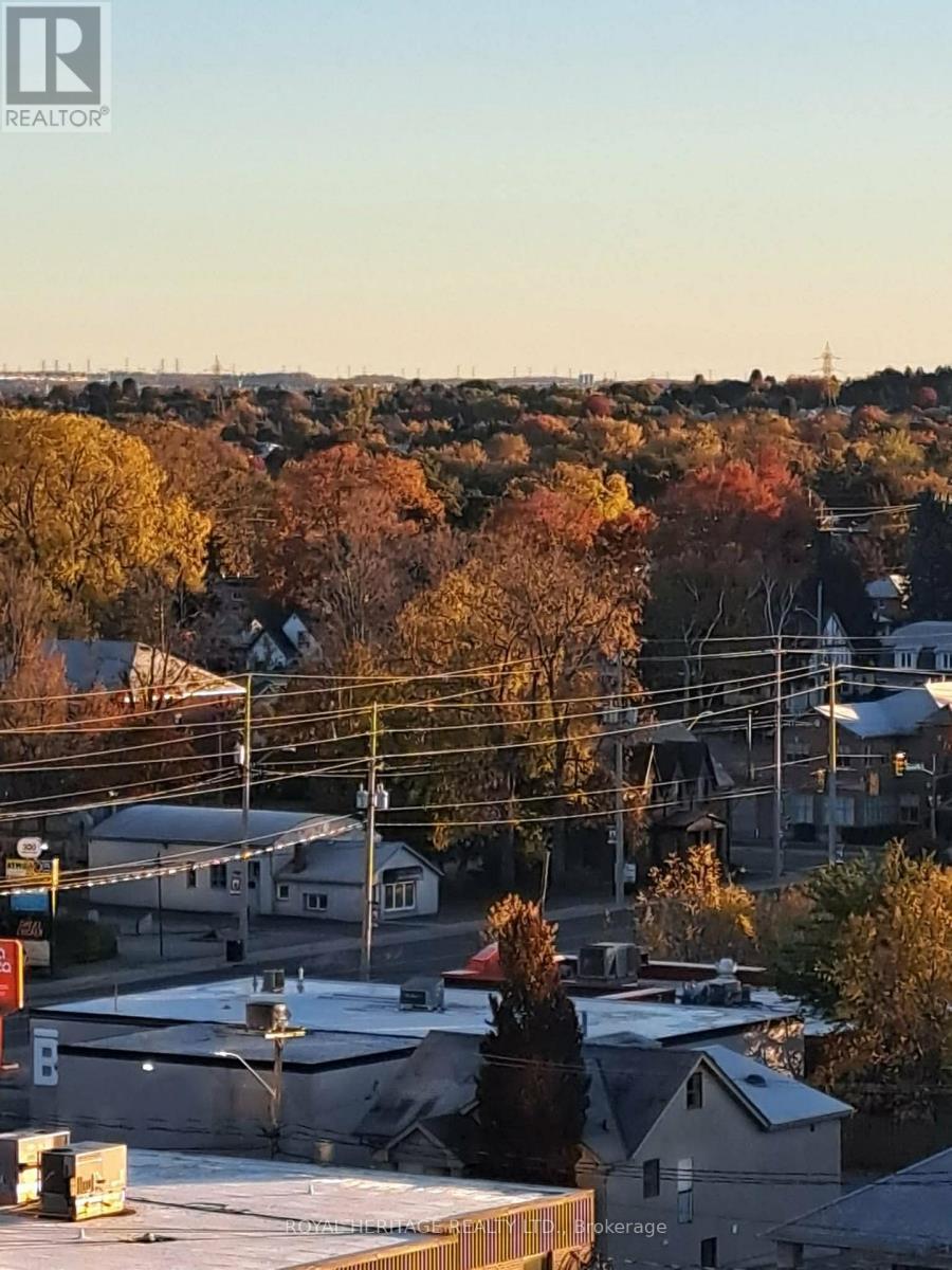 602 - 201 Brock Street S, Whitby, ON - Outdoor With View