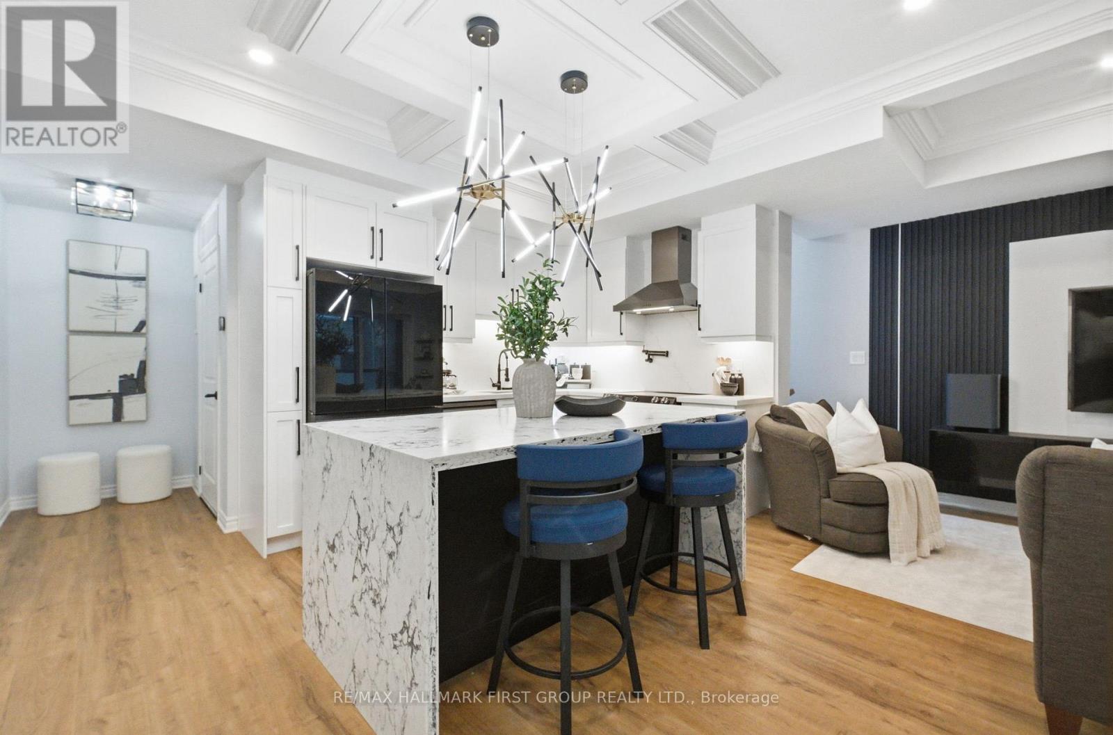 611 1034 Reflection Place, Pickering, ON - Indoor