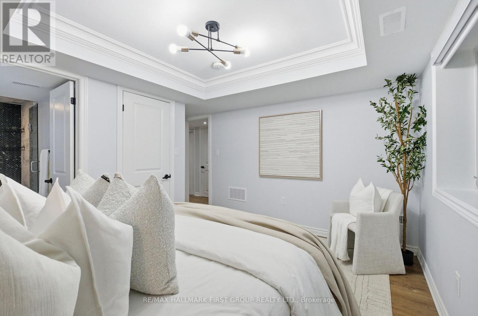 611 1034 Reflection Place, Pickering, ON - Indoor