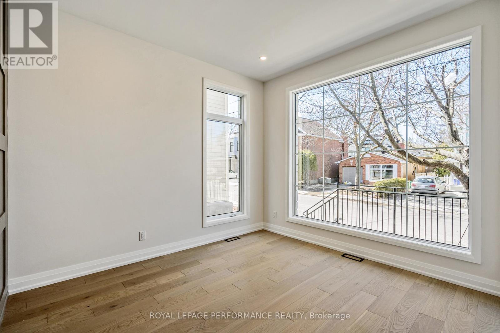 31 Commanda Way, Ottawa, ON - Indoor Photo Showing Other Room