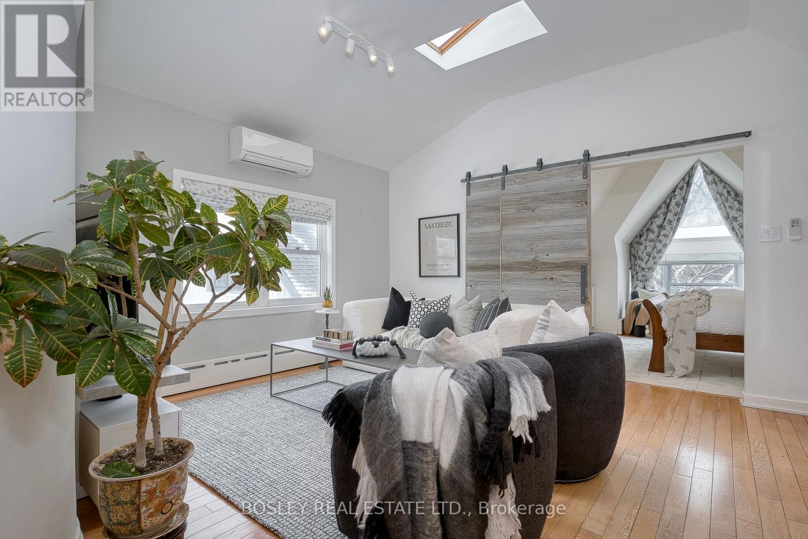 91 Indian Road, Toronto, ON - Indoor Photo Showing Bedroom