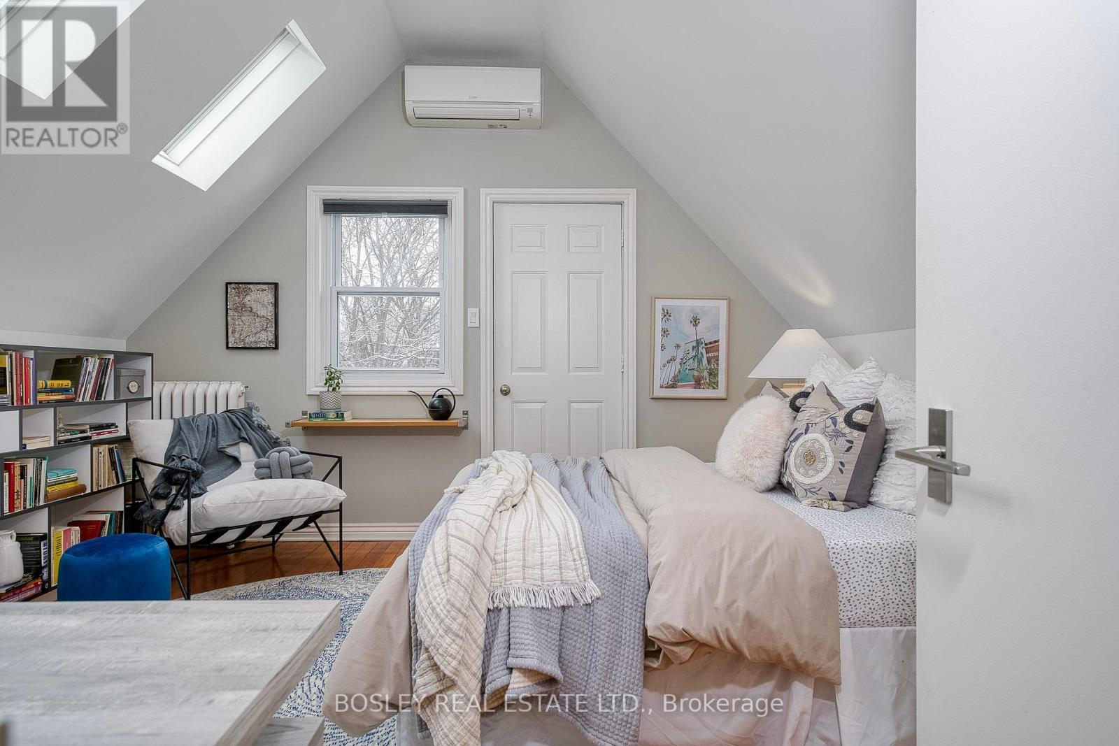 91 Indian Road, Toronto, ON - Indoor Photo Showing Bedroom