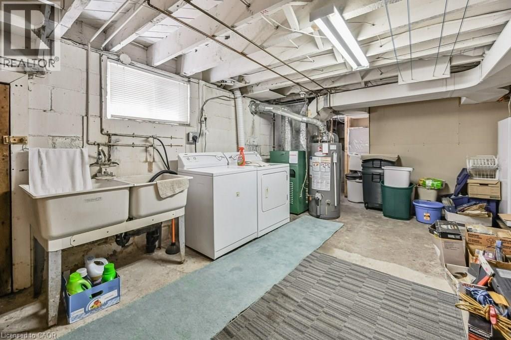 641 Limeridge Road E, Hamilton, ON - Indoor Photo Showing Laundry Room