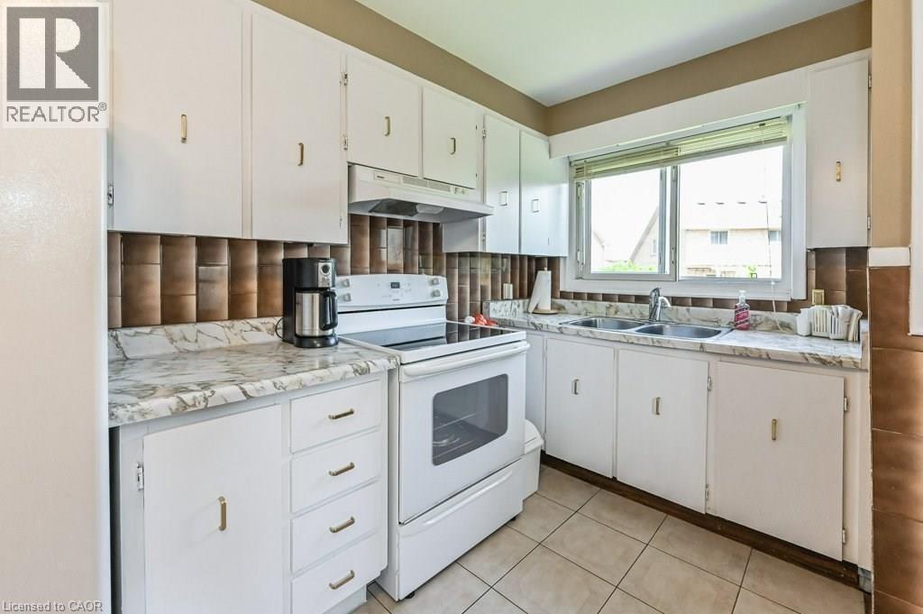 641 Limeridge Road E, Hamilton, ON