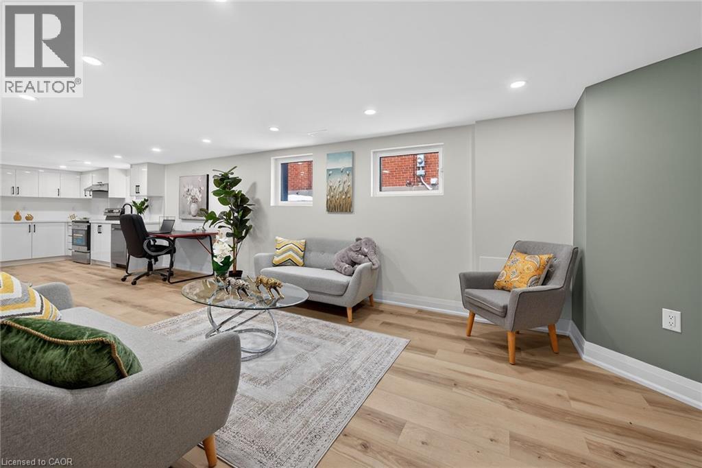 191 East 32Nd Street, Hamilton, ON - Indoor