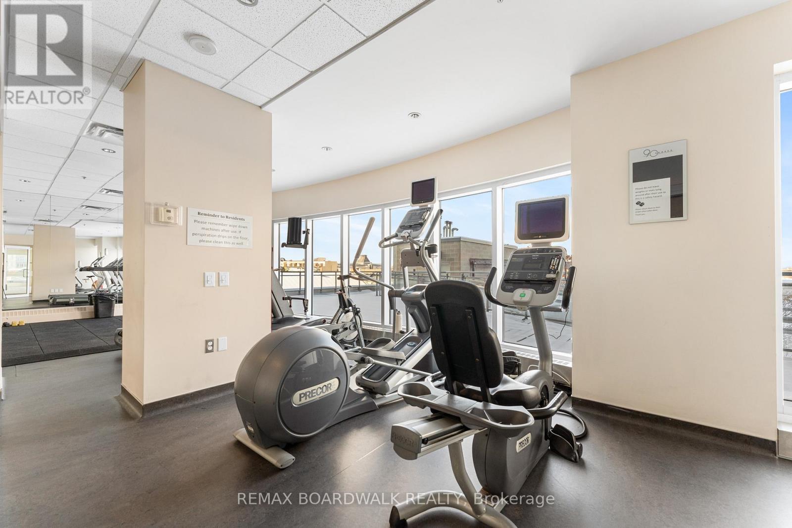401 - 90 George Street, Ottawa, ON - Indoor Photo Showing Gym Room