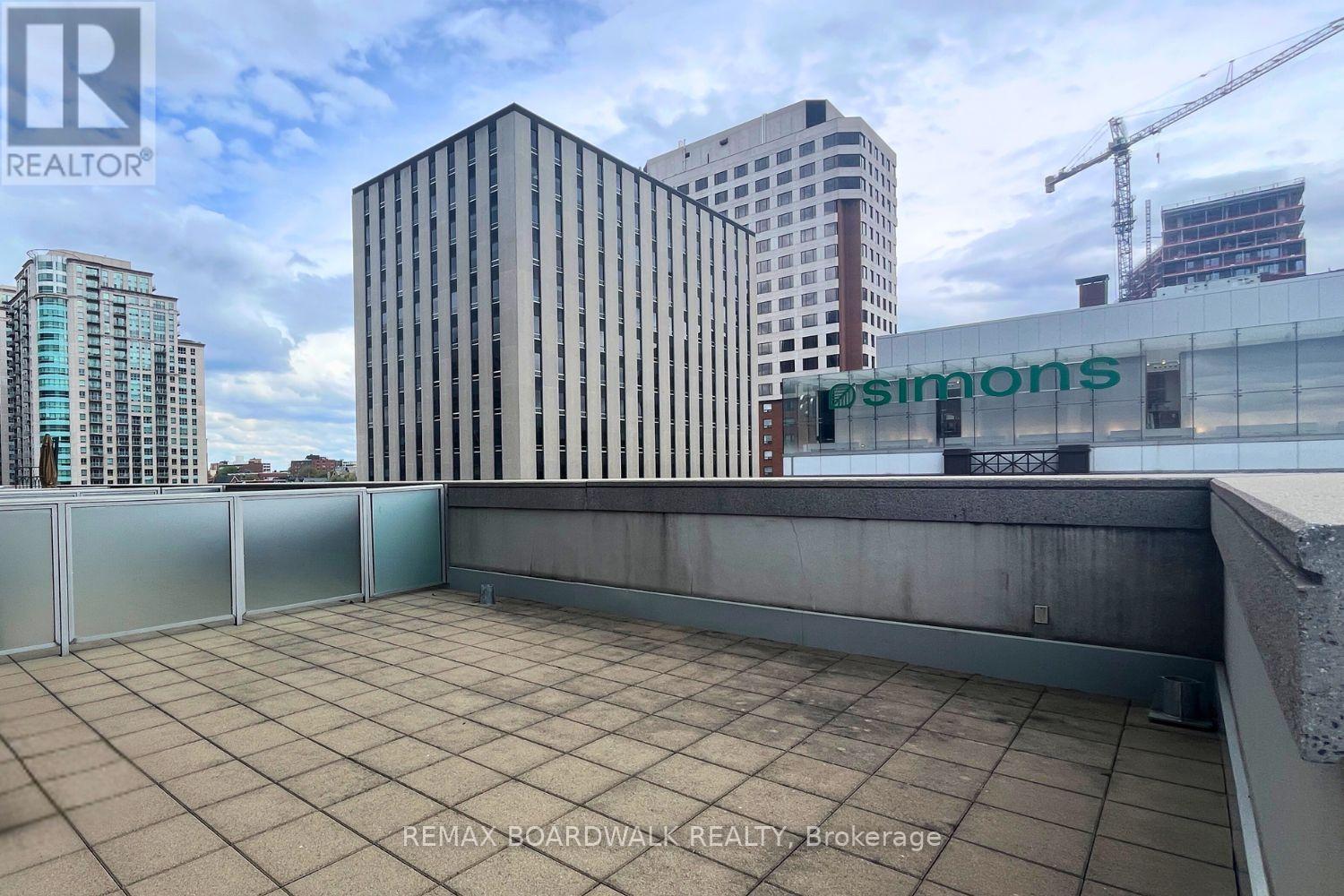 401 - 90 George Street, Ottawa, ON - Outdoor