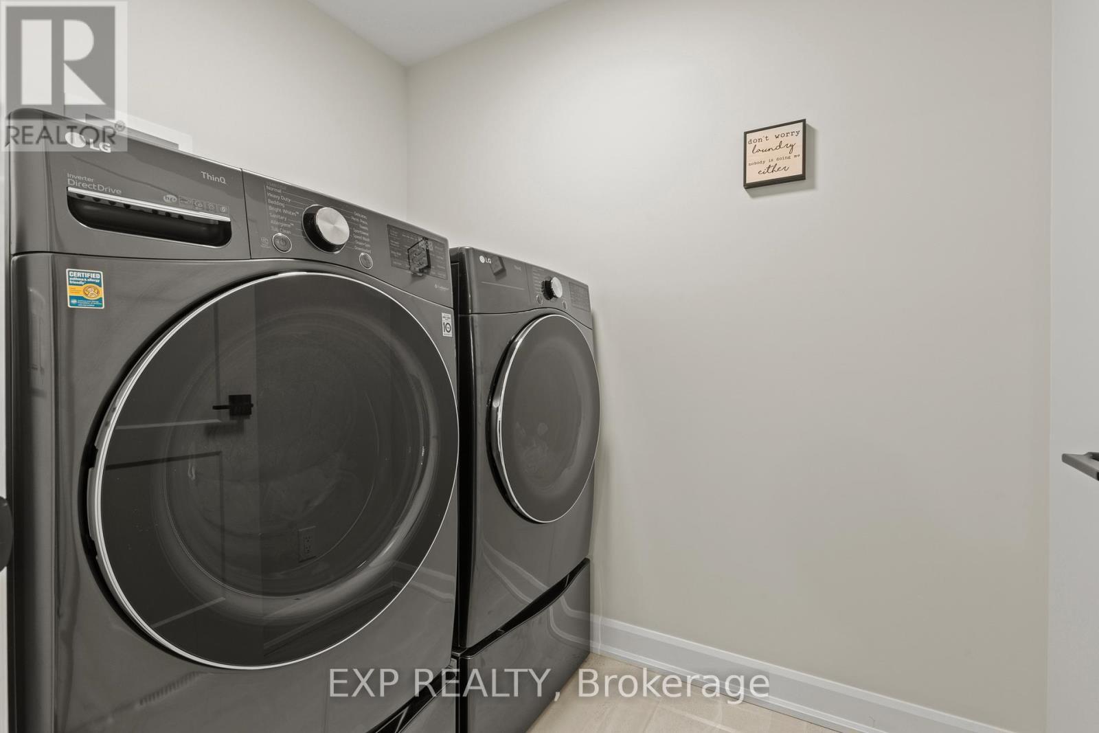 3919 Mitchell Crescent, Fort Erie (Black Creek), ON - Indoor Photo Showing Laundry Room