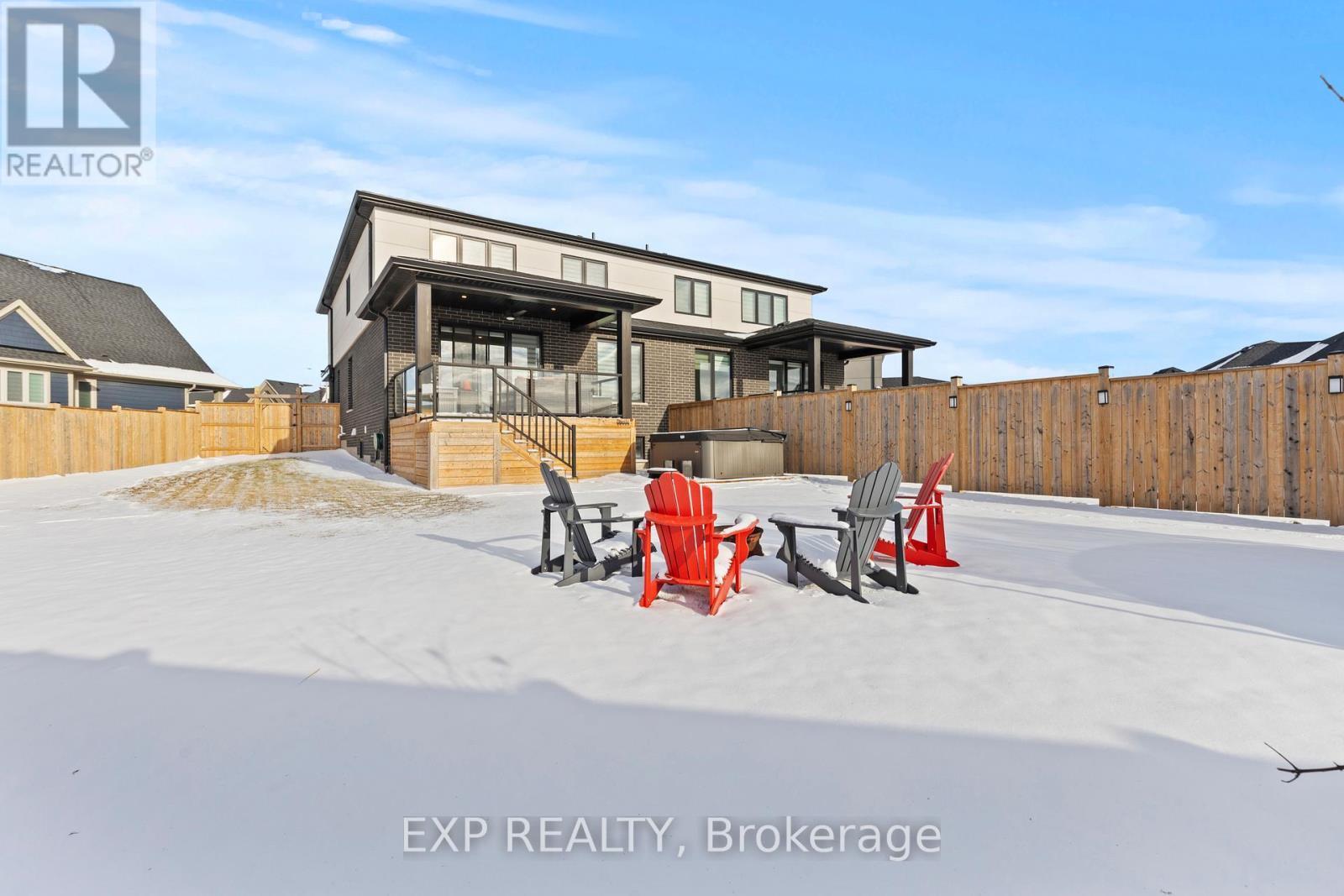 3919 Mitchell Crescent, Fort Erie (Black Creek), ON - Outdoor