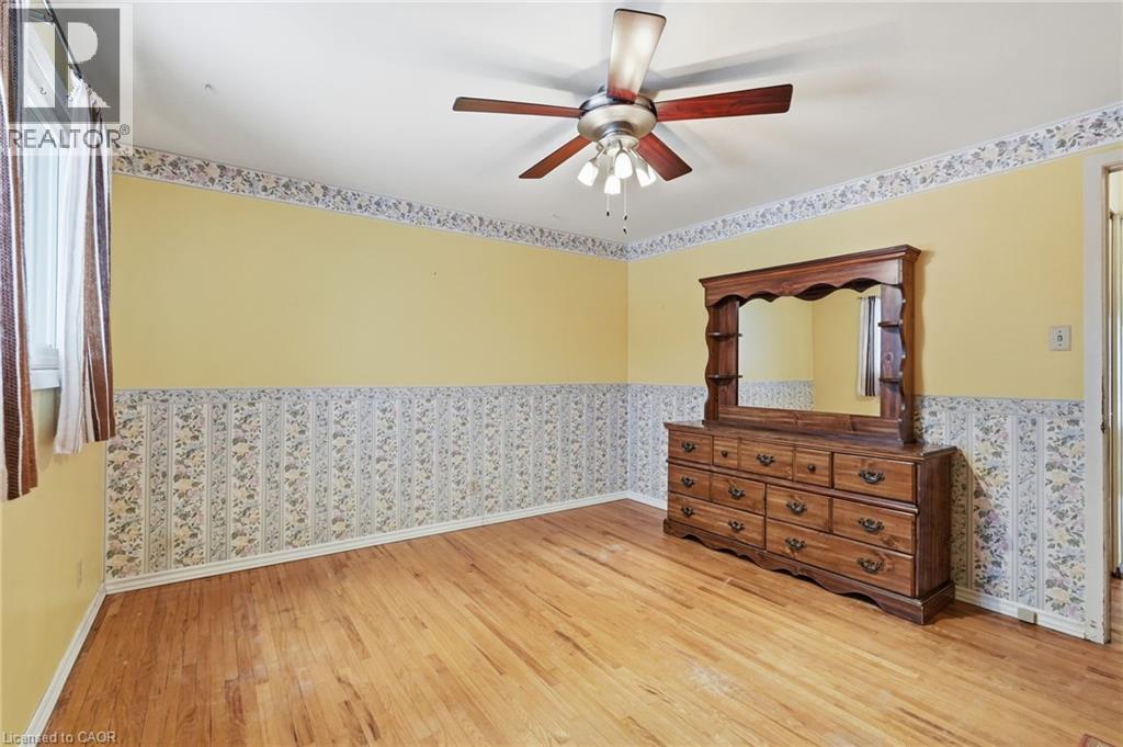 66 Geneva Crescent, Kitchener, ON - Indoor Photo Showing Other Room