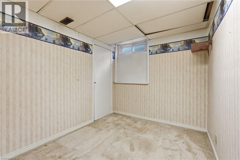 66 Geneva Crescent, Kitchener, ON - Indoor Photo Showing Other Room