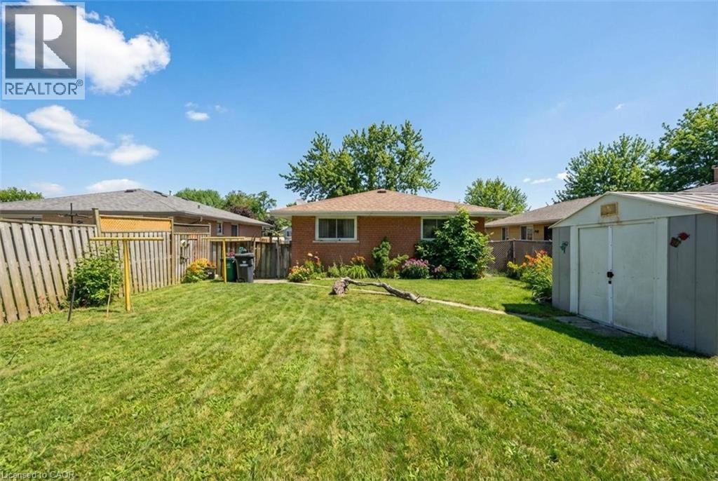 66 Geneva Crescent, Kitchener, ON - Outdoor