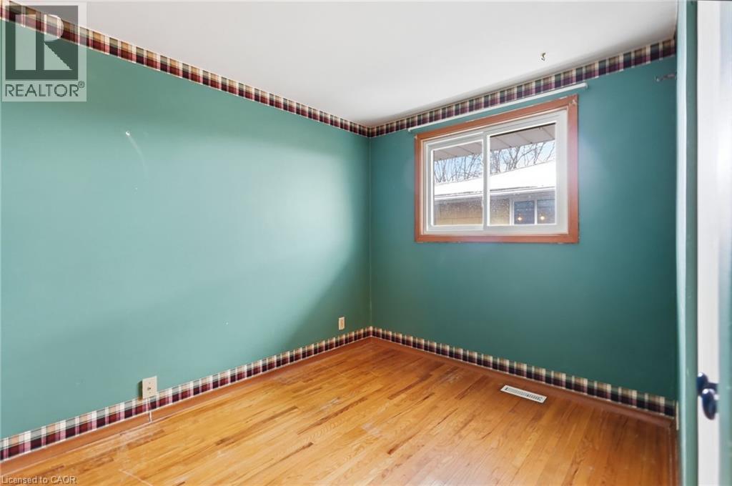 66 Geneva Crescent, Kitchener, ON - Indoor Photo Showing Other Room