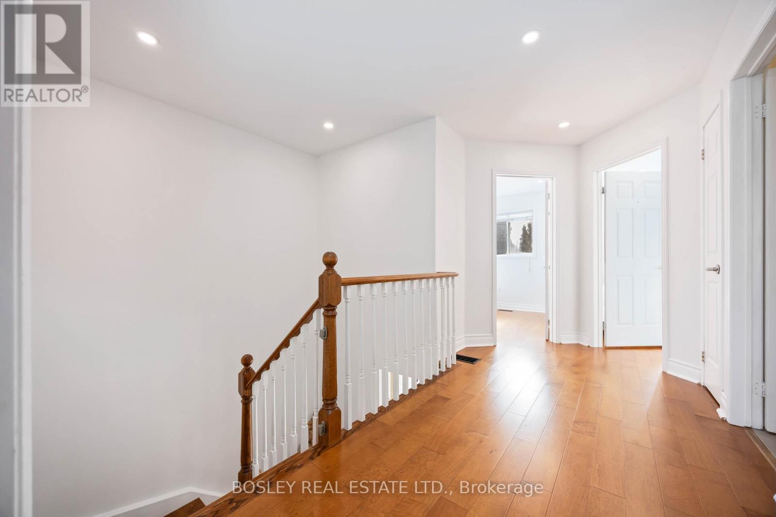 57 Candlebrook Drive, Whitby, ON - Indoor Photo Showing Other Room