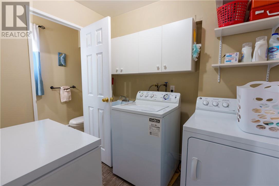 2365 Grenoble Unit# 29, Sudbury, ON - Indoor Photo Showing Laundry Room