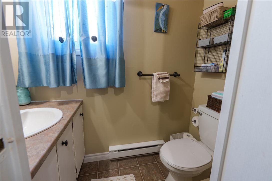 2365 Grenoble Unit# 29, Sudbury, ON - Indoor Photo Showing Bathroom