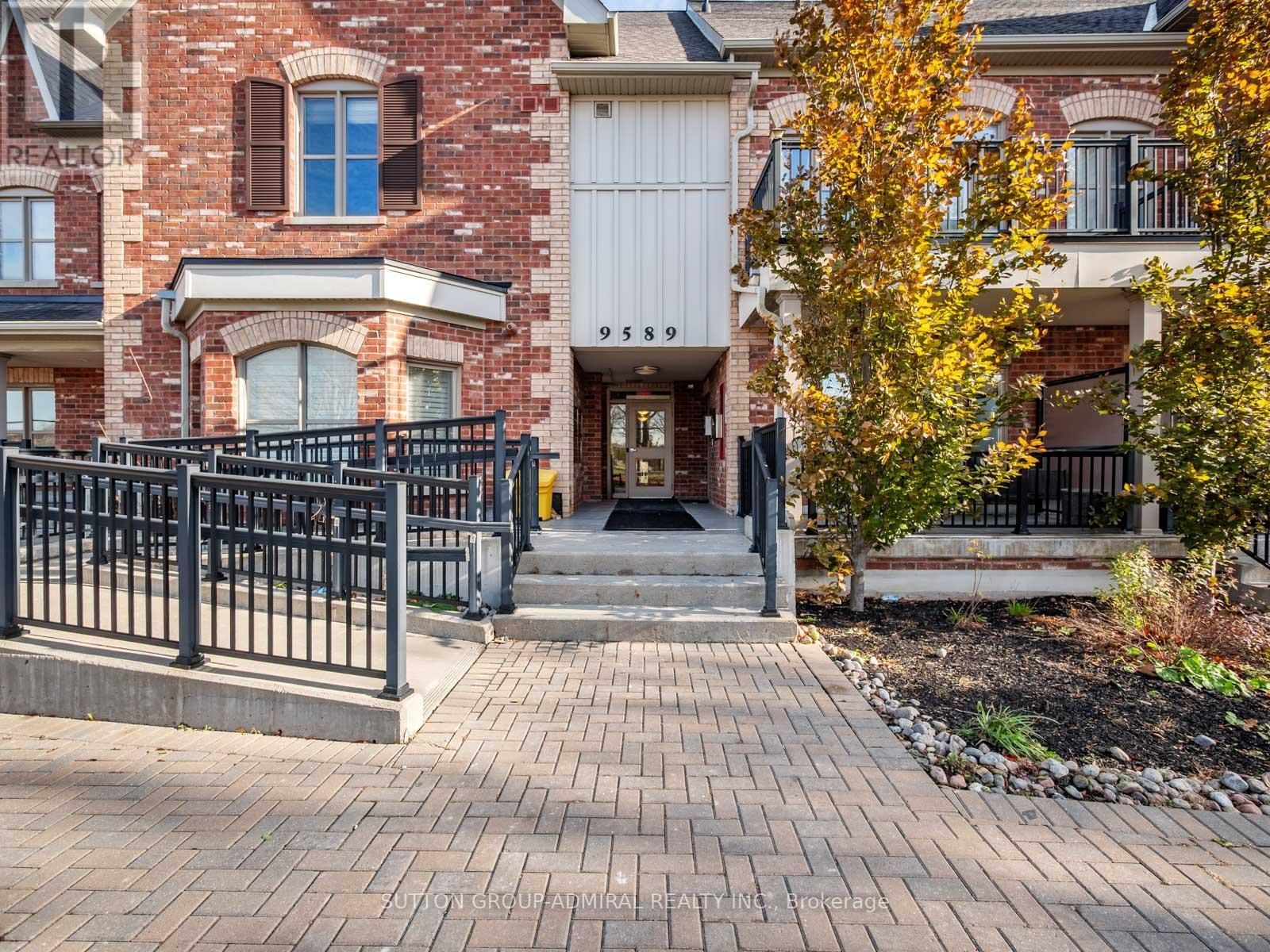 101 - 9589 Keele Street, Vaughan, ON - Outdoor With Facade