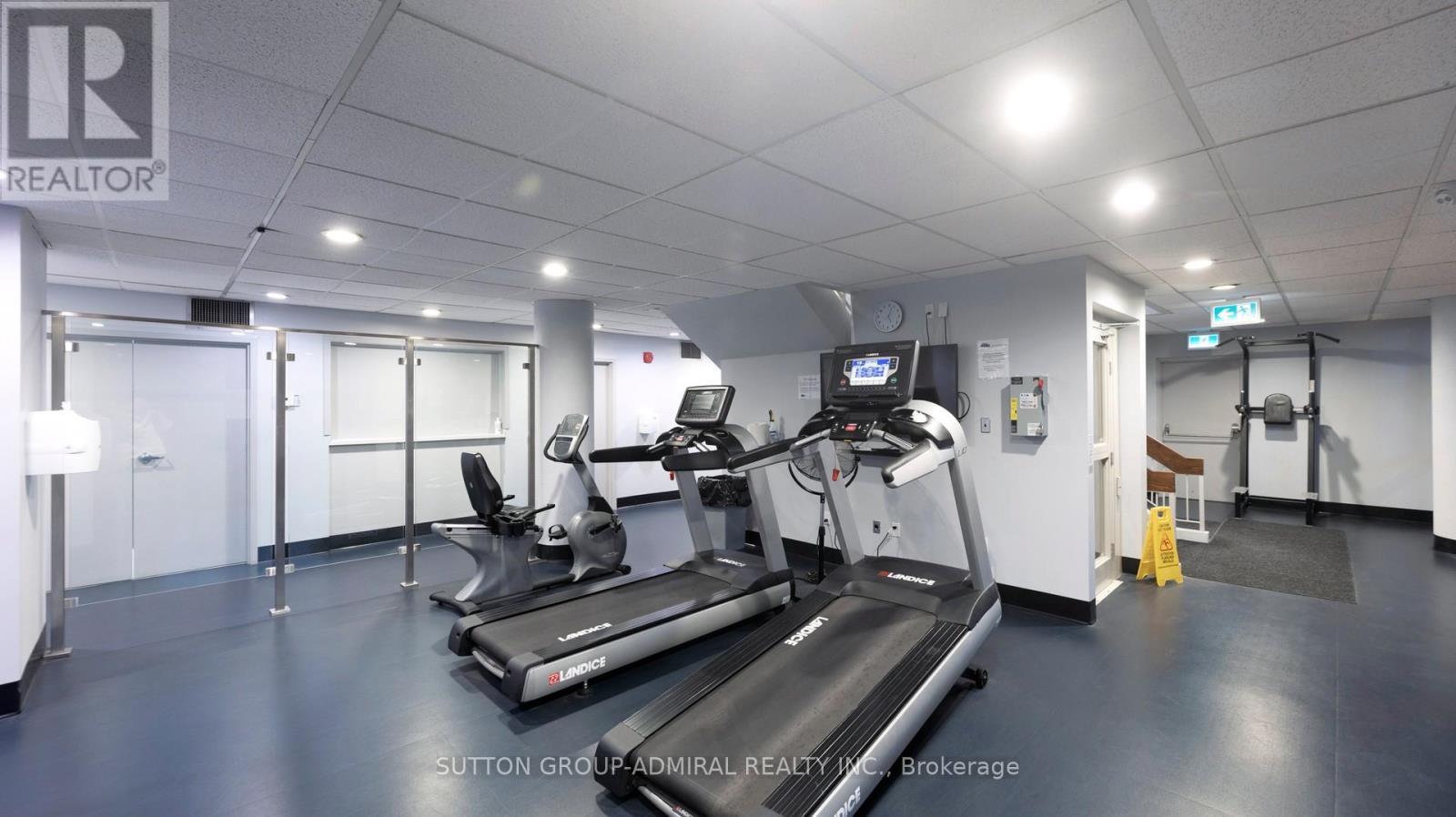 901 - 80 Inverlochy Boulevard, Markham, ON - Indoor Photo Showing Gym Room