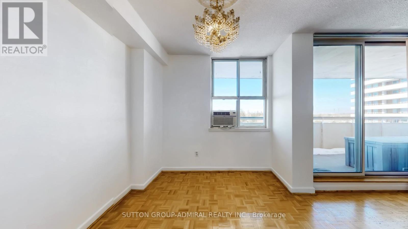 901 - 80 Inverlochy Boulevard, Markham, ON - Indoor Photo Showing Other Room