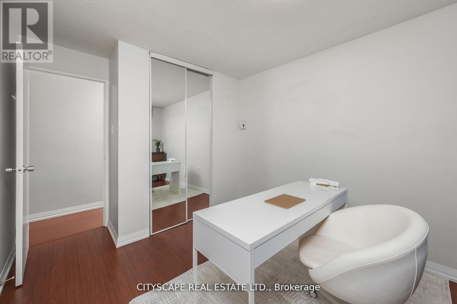 810 - 1 Royal Orchard Blv Boulevard, Markham, ON - Indoor Photo Showing Bathroom